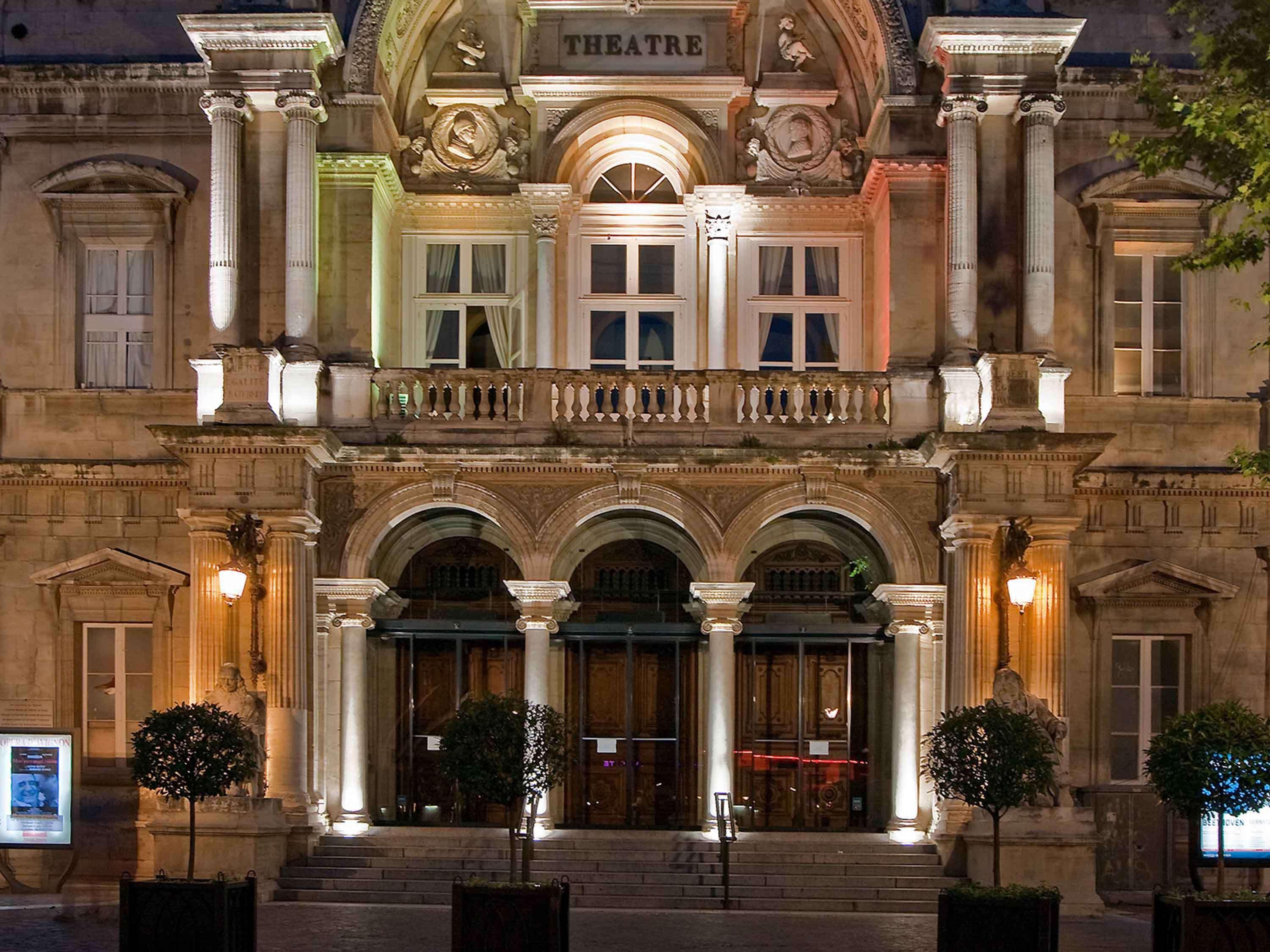 Mercure Avignon Centre Palais Des Papes Esterno foto
