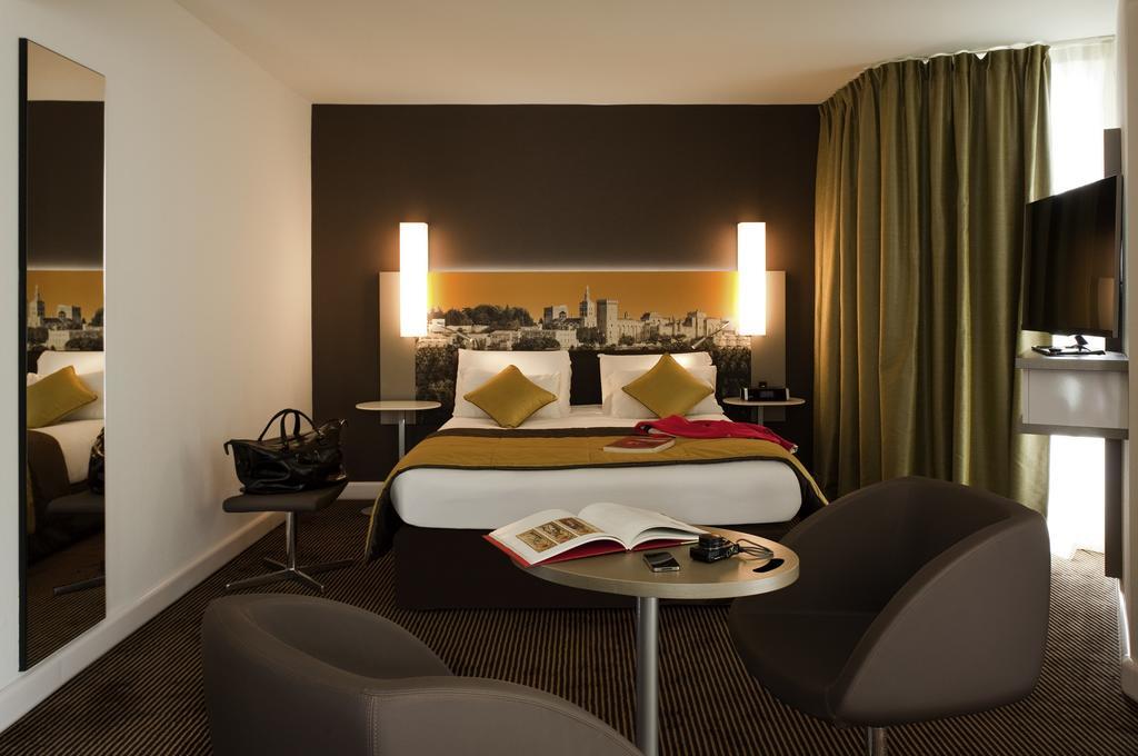 Mercure Avignon Centre Palais Des Papes Esterno foto